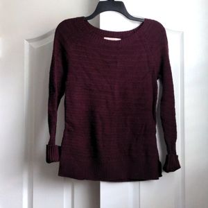 Maroon sweater